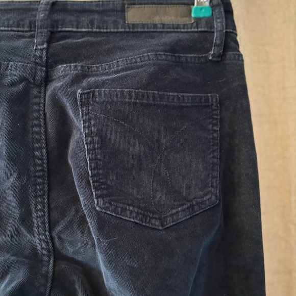 Calvin Klein Jeans Women’s Ultimate Skinny Corduroy Dark Teal 8x30 Pants. - Picture 2 of 6